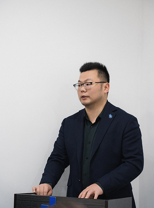 嚴(yán).png